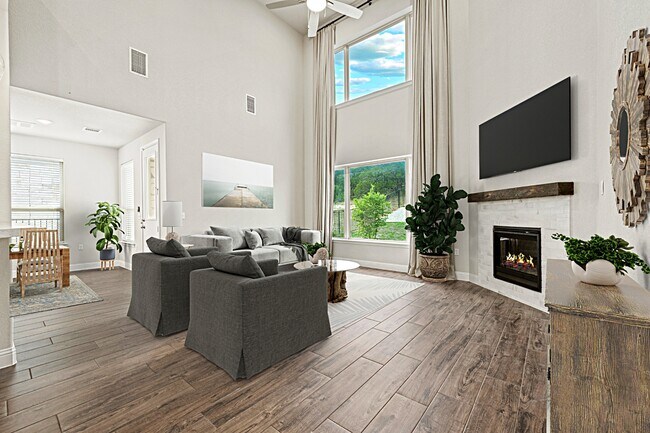 Building Photo - 235 Baldovino Skyway