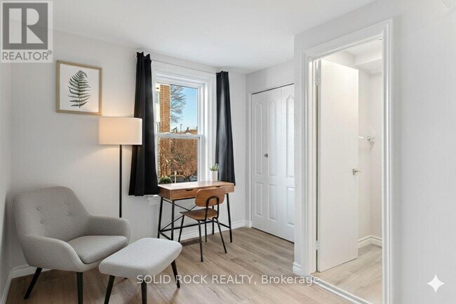 Photo du bâtiment - 420 Arlington Ave