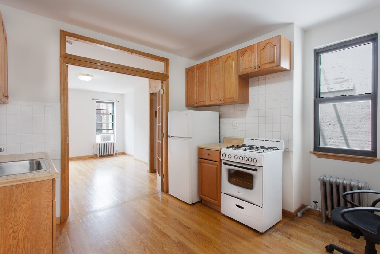 Building Photo - 328 EAST 11 ST #14
