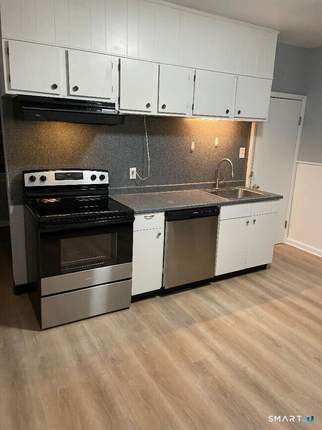 Foto del edificio - 19 Woodland St