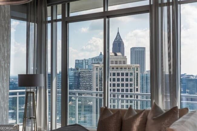 Foto del edificio - 1065 Peachtree St NE