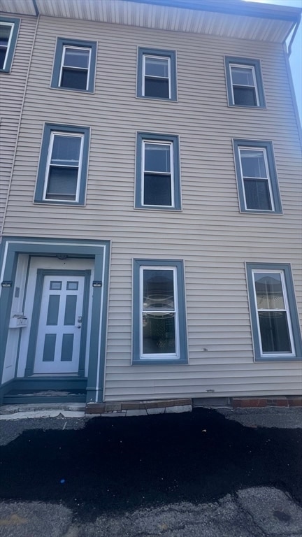 Building Photo - 14 Humboldt Pl