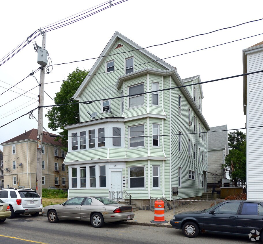 361 Coggeshall St, New Bedford, MA 02746 Apartments in New Bedford, MA