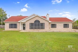 Building Photo - 9785 Terrace Dr