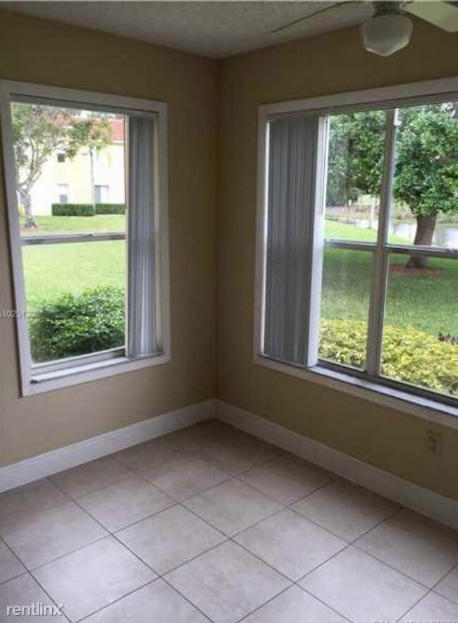 Foto del edificio - 2 br, 2 bath  - Isles at Lago Mar