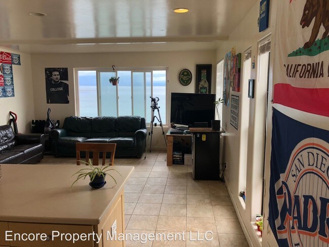 Building Photo - 6 br, 4 bath Room For Rent - 6665 Del Playa