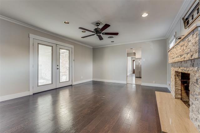 Building Photo - 2523 Woodmere Dr