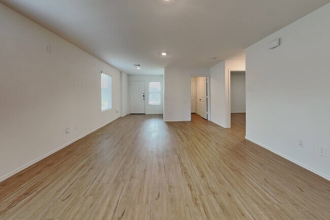 Foto del edificio - 18811 Charter Elm Dr