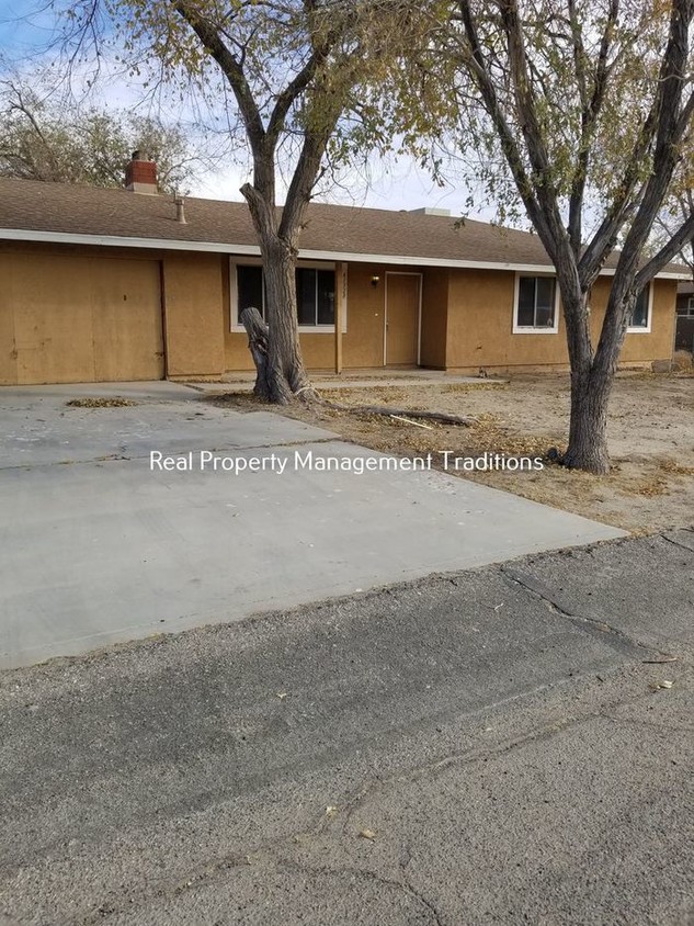 29 3 Bedroom Apartments For Rent In Lancaster Ca Westside