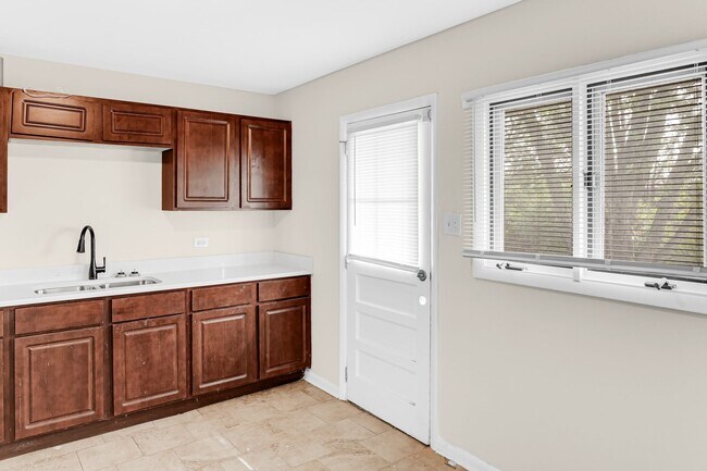Building Photo - 22243 Karlov Ave