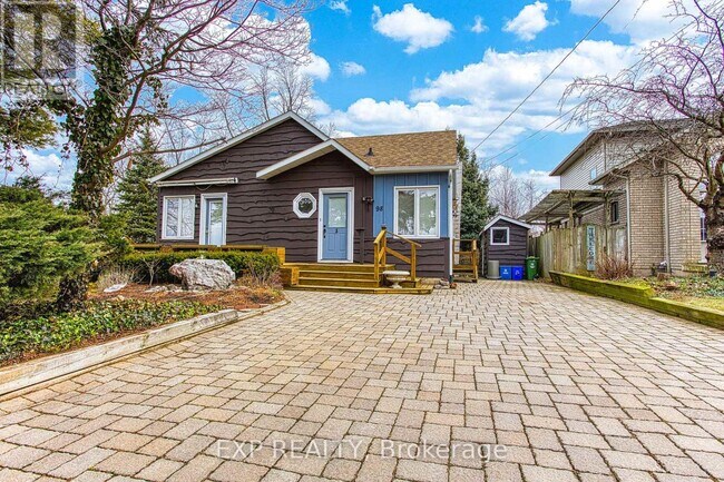 Building Photo - 98 Creanona Blvd