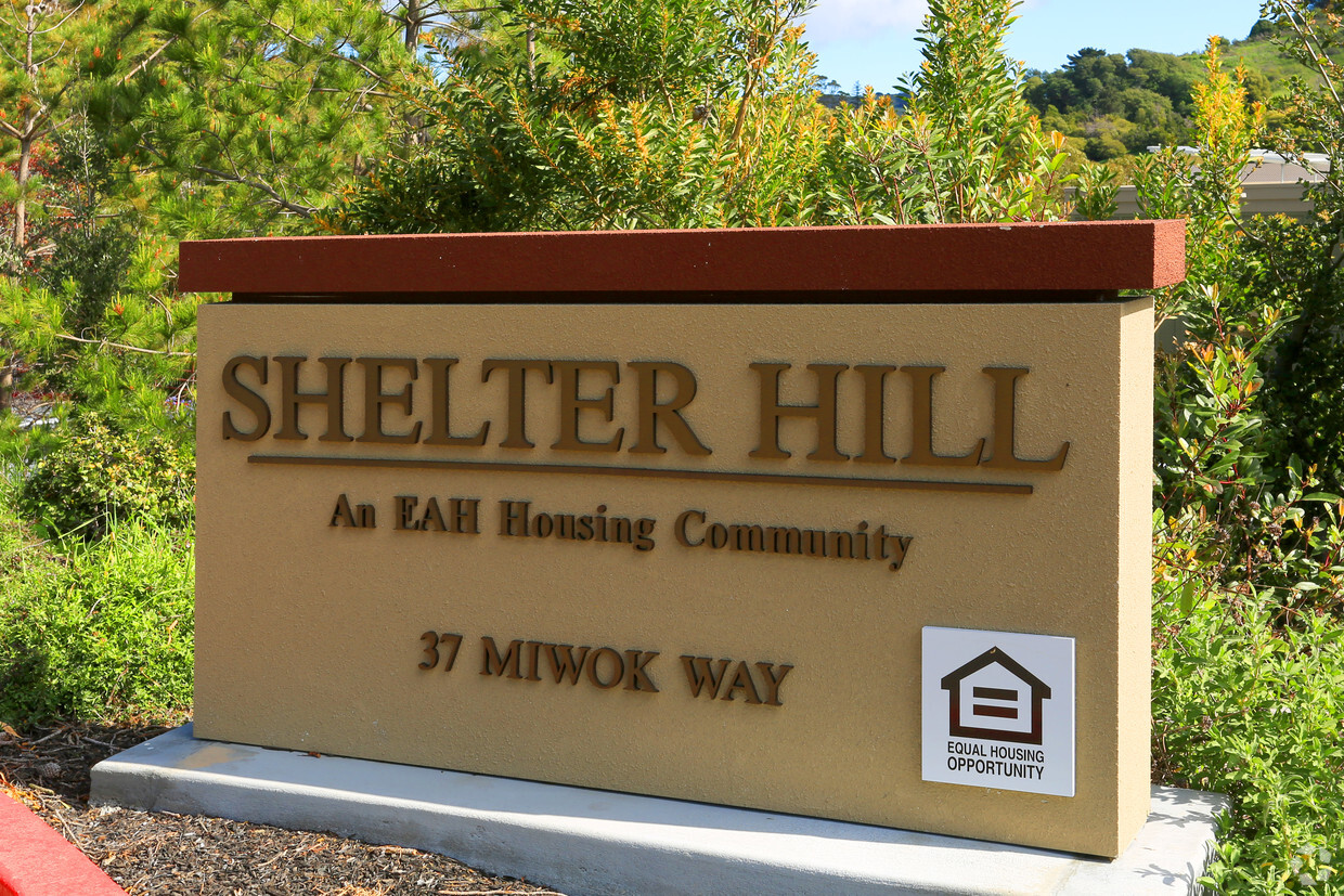 Signage - Shelter Hill