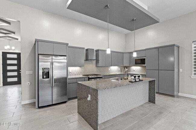 Building Photo - 12300 Desert Heights Ct