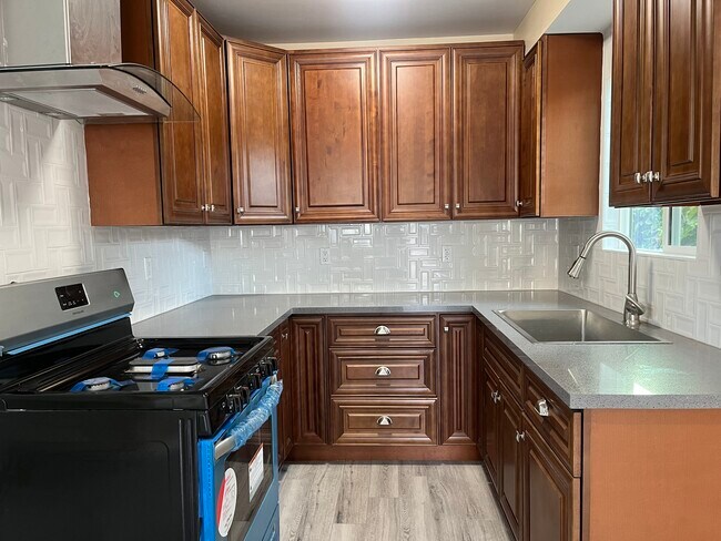 Foto del edificio - 13816 Cohasset St