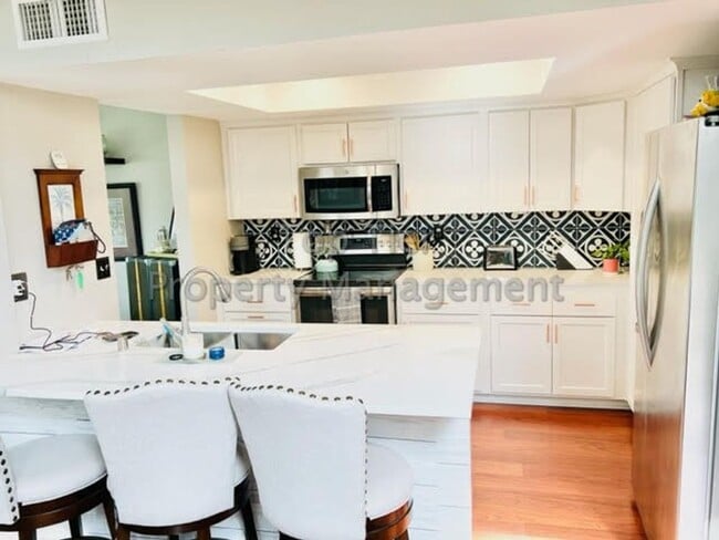 Building Photo - Stunning 3 bed / 2.5 bath / 1,227 sqft House in Oceanside's Rancho Del Oro at end of cul-de-sac