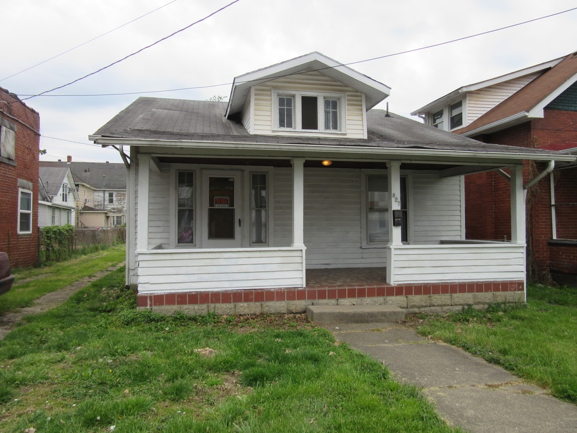 Foto principal - 827 25th St