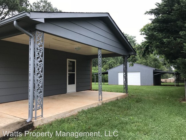 Building Photo - 3 br, 1 bath House - 1870 Rainbow Forest Dr