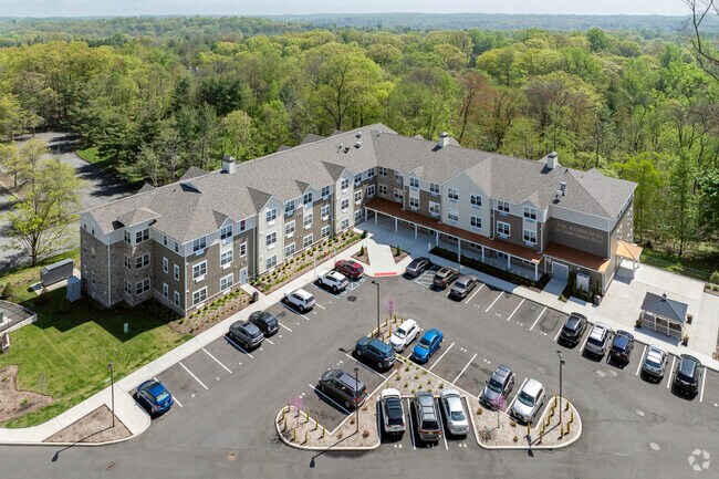 Foto aérea - The Residences at Upper Saddle River