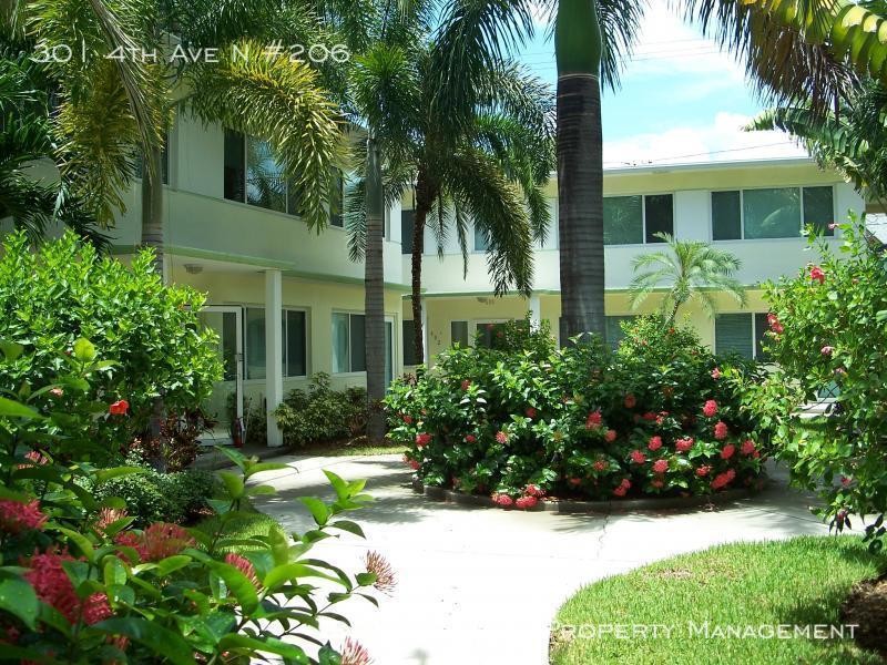 Primary Photo - One Bedroom Downtown at Colony Apartments