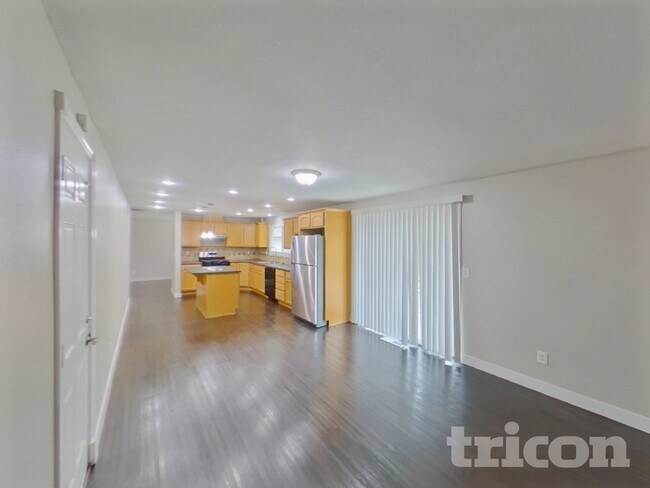 Foto del edificio - 1457 NE 12th Ave