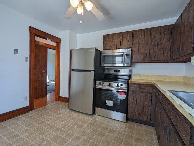 Building Photo - 107 Madison Ave