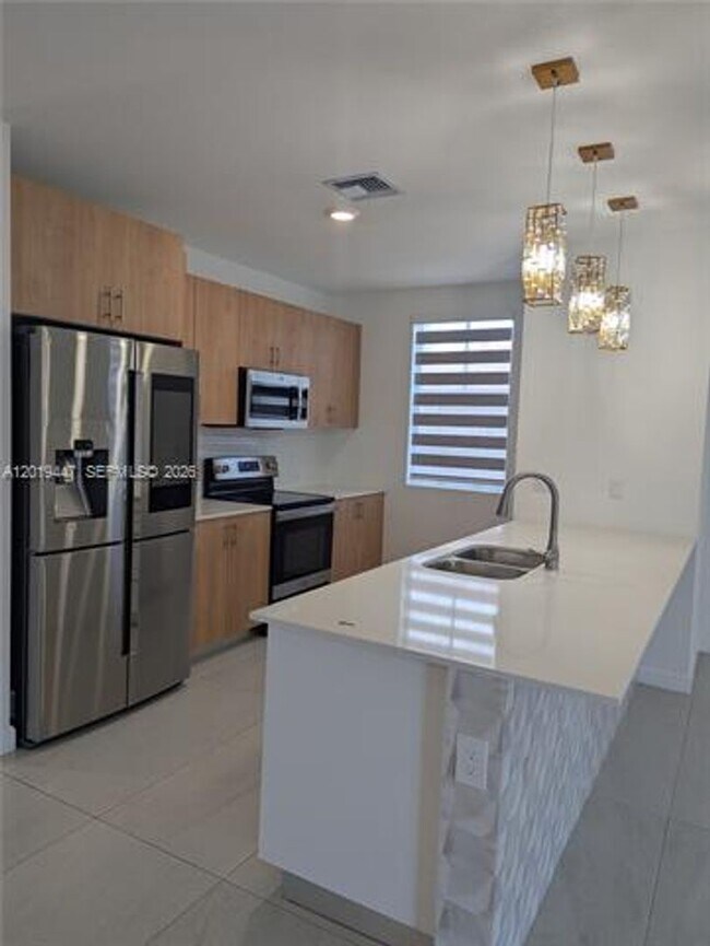 Foto del edificio - 24721 SW 112th Ct