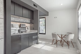 Interior Photo - Flats at Powell