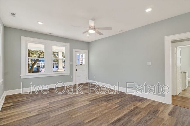 Building Photo - 9631 Atlans St