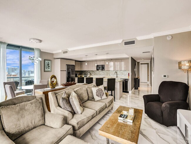 Foto del edificio - 2602 E Hallandale Beach Blvd