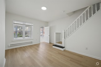 Building Photo - 1516 W Wingohocking St