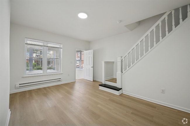 Building Photo - 1516 W Wingohocking St
