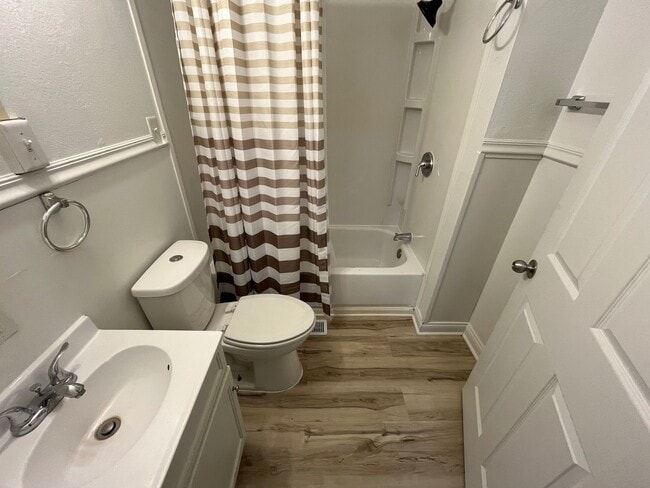 Building Photo - 1513 Alabama St