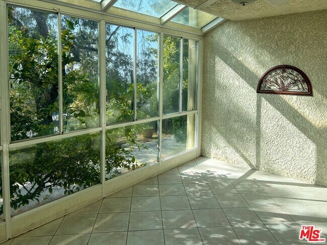 Foto del edificio - 9634 Via Rimini