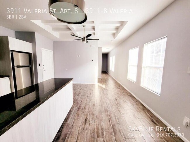 Foto del edificio - 3911 Valeria St