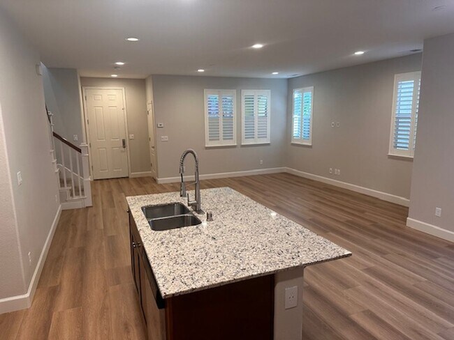 Foto del edificio - Charming 4BD/2.5BA Vineyard Crossing House!