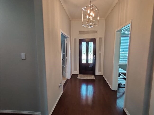 Building Photo - 13401 Indigo Sands Dr