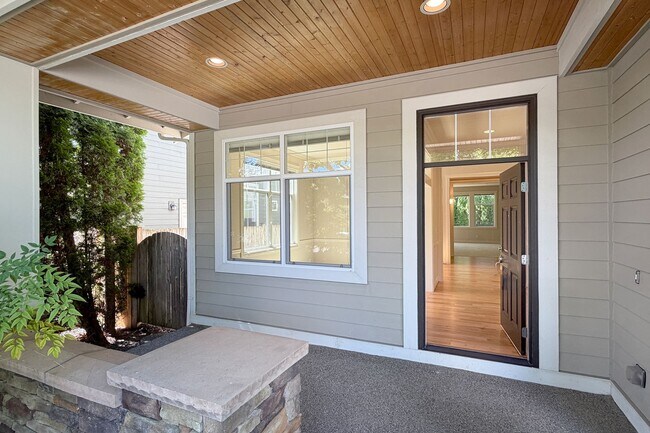 Foto del edificio - 3Bd/2.5Ba Redmond Home