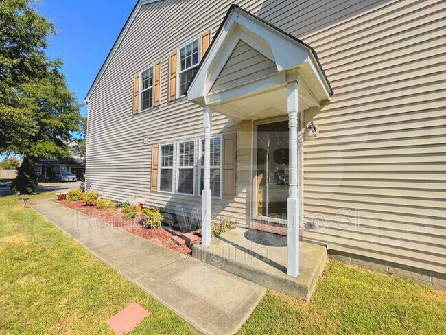 Foto del edificio - 6360 Scottsfield Dr