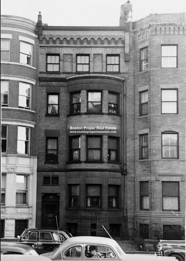 Building Photo - 477 Beacon St