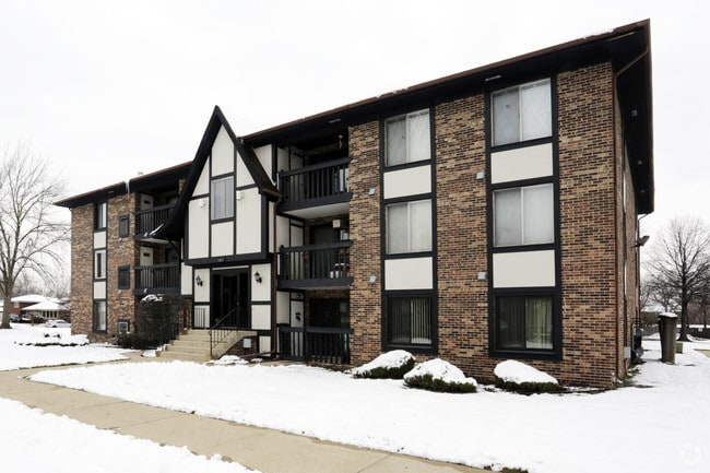 Regal South Condominiums