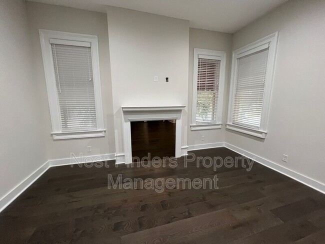 Building Photo - 1541 Riverside Ave