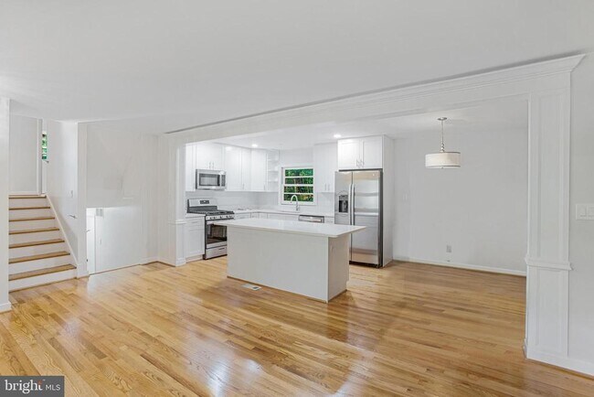 Foto del edificio - 1117 Westbriar Ct NE