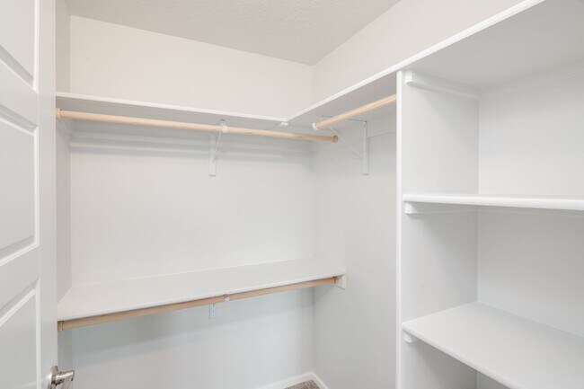 Foto del edificio - 2 Bedroom Apartments in Caldwell With Styl...