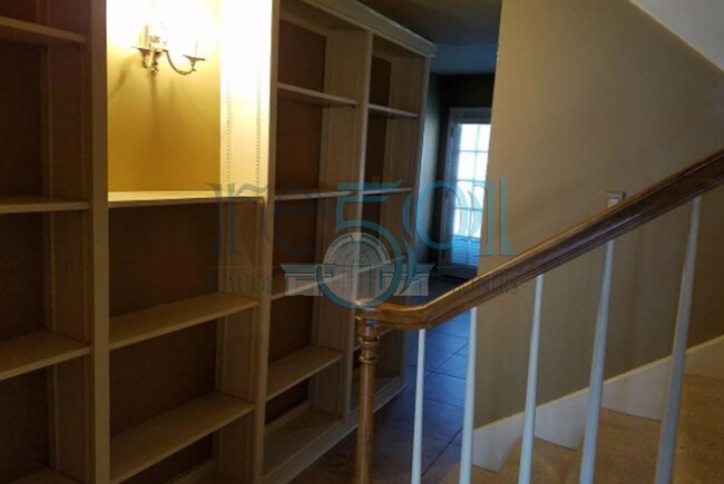 Building Photo - 3 Bedroom 2.5 BR Cambridge Place Townhome