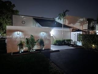 Foto del edificio - 12300 SW 18th Terrace