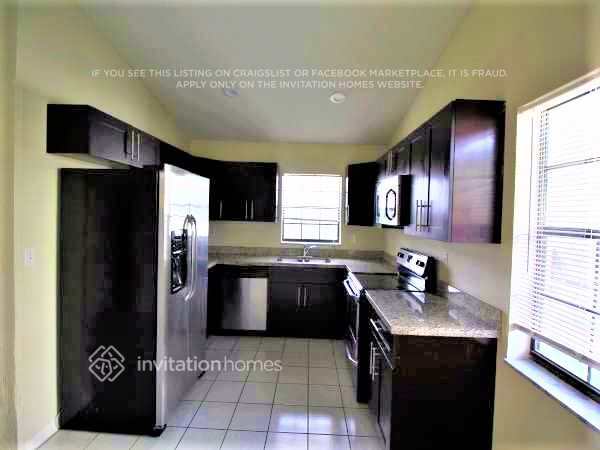 Foto del edificio - 7519 SW 6th Ct