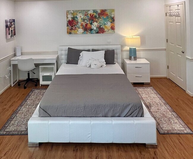 Foto del edificio - 11874 Sunrise Valley Dr