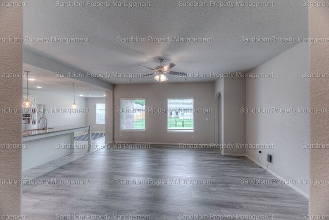 Building Photo - For Lease | Bixby | $2200 Rent