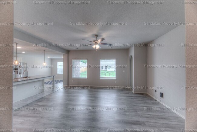 Foto del edificio - For Lease | Bixby | $2200 Rent