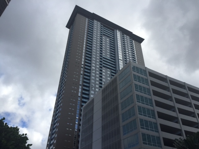 Foto principal - 2 Bedroom, 1.5 Bathroom with 2 Parking (80...